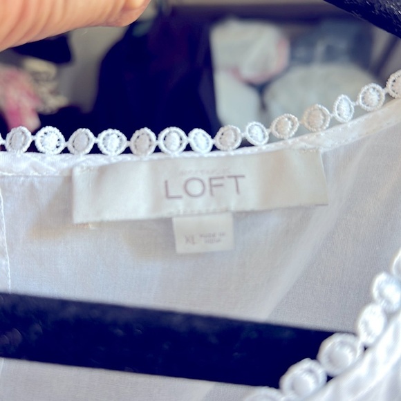 LOFT white eyelet lace blouse crochet top Womens XL sheer keyhole back Romantic - Picture 7 of 10
